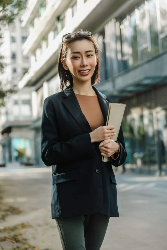 What do Korean Women usually look like?