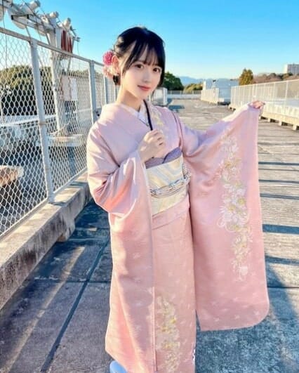 What are the characteristics of Japanese Women?